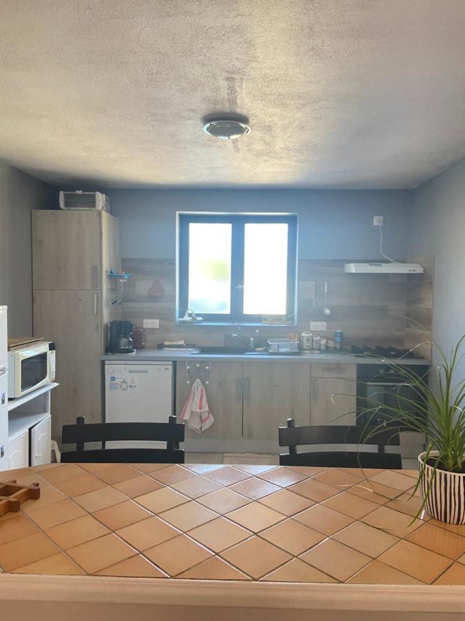 Gite Esprit Etape Saint-Barthélemy-de-Vals Exteriör bild